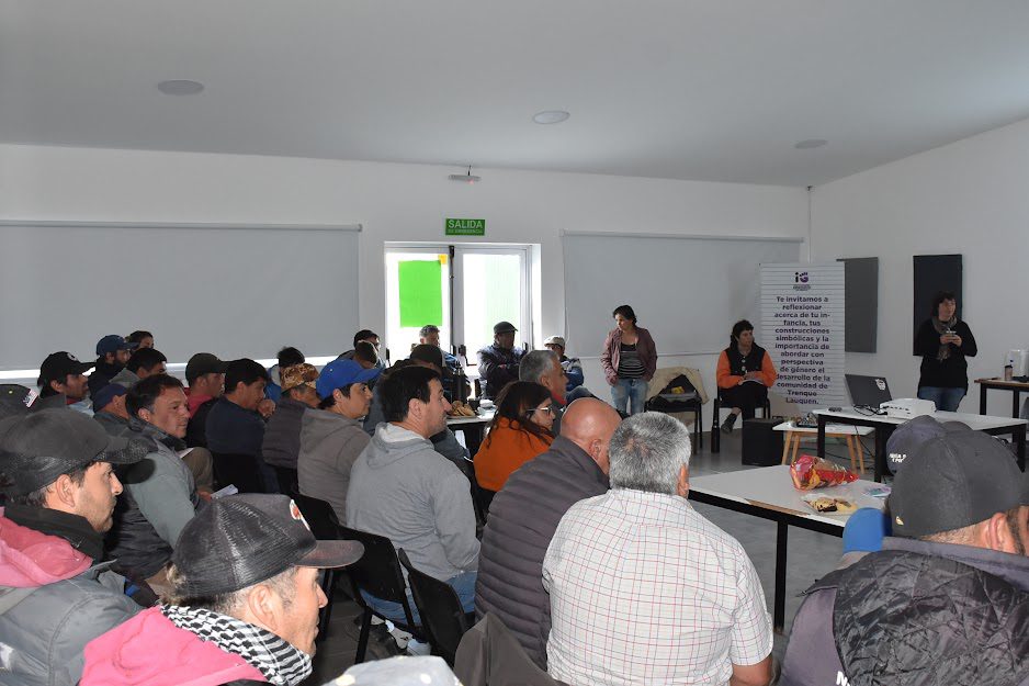PERSONAL DE MANTENIMIENTO, DEFENSA CIVIL Y ESPACIOS VERDES DEL MUNICIPIO PARTICIPÓ DEL 3º TALLER SOBRE “INSTITUCIONES POR LA IGUALDAD DE GÉNERO”