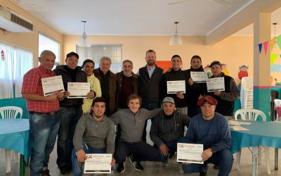 SE ENTREGARON LOS CERTIFICADOS A LOS EMPLEADOS MUNICIPALES QUE REALIZARON LA CAPACITACIÓN PARA MAQUINISTAS