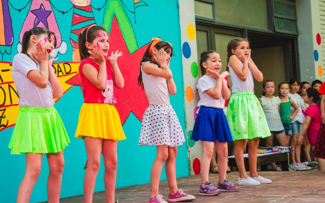 CASA DEL NIÑO DESPIDIO EL AÑO Y A SUS EGRESADOS DESDE UN PATIO RENOVADO
