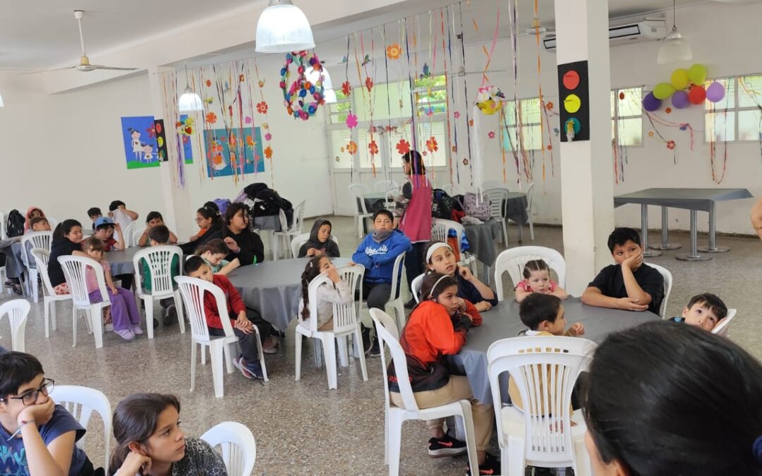 CON DISTINTAS ACTIVIDADES SE CONMEMORÓ EL DÍA DEL RESPETO A LA DIVERSIDAD CULTURAL EN CASA DEL NIÑO