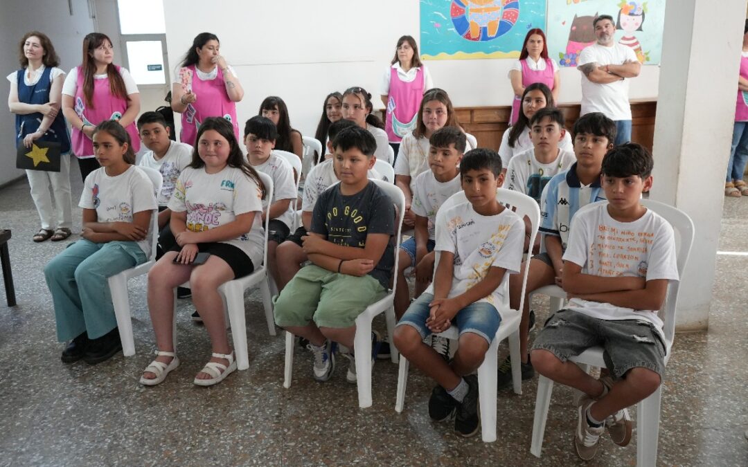 CASA DEL NIÑO CERRÓ EL AÑO CON UN ACTO CARGADO DE EMOCIÓN Y LA ENTREGA DE DIPLOMAS A SUS EGRESADOS