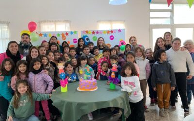 EN CASA DEL NIÑO SE FESTEJARON LOS CUMPLEAÑOS DEL MES DE MAYO CON JUEGOS, COSAS RICAS Y EL ACOMPAÑAMIENTO DE LAS FAMILIAS