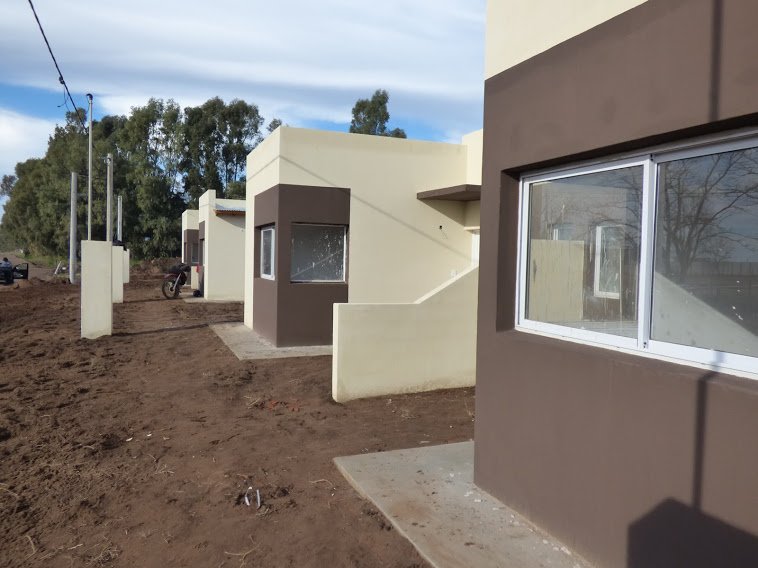 EL MUNICIPIO SORTEÓ UNA VIVIENDA DE CÍRCULO CERRADO EN TREINTA DE AGOSTO, ENTRE LOS 20 OFERENTES QUE SE HABÍAN PRESENTADO EN EL CONCURSO DE PRECIOS