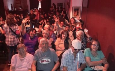 RESIDENTES DEL HOGAR CASTELLA PARTICIPARON DEL CICLO TEATRO CERCA QUE IMPULSA EL CEARTE