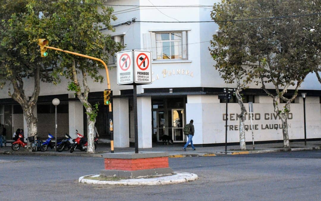 COMERCIO ASESORA A VECINOS SOBRE EL REGISTRO Y CONTROL DEL CÓDIGO ALIMENTARIO, TRAS LOS ULTIMOS CAMBIOS