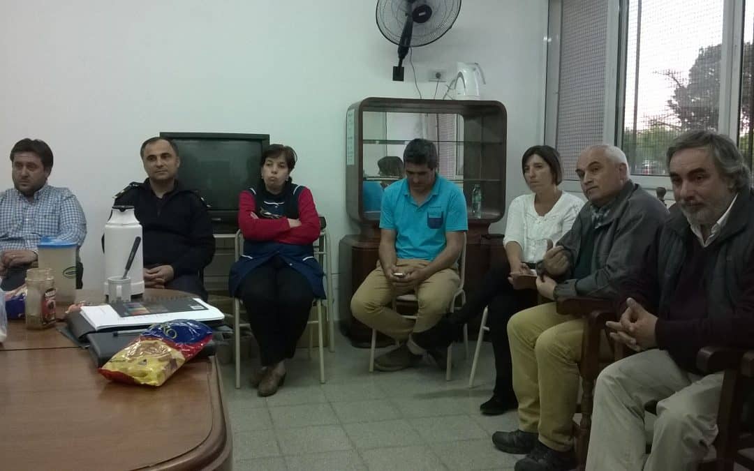 Fernández y Zapata se reunieron con los jóvenes en 30 de Agosto