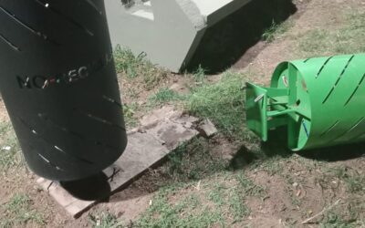 OTRO HECHO LAMENTABLE: ARRANCARON UNO DE LOS CESTOS DE BASURA EN LA ERMITA DEL ACCESO PERÓN