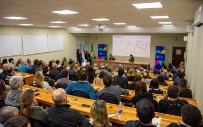 GRAN CONVOCATORIA EN LA CONFERENCIA “LA ECONOMÍA QUE VIENE” CON SANTIAGO BULAT EN EL POLO CIENTÍFICO TECNOLÓGICO