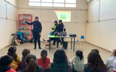 PROTECCIÓN CIUDADANA MUNICIPAL DIO UNA CHARLA DE EDUCACIÓN VIAL A LOS CHICOS/AS DE CASA DEL NIÑO