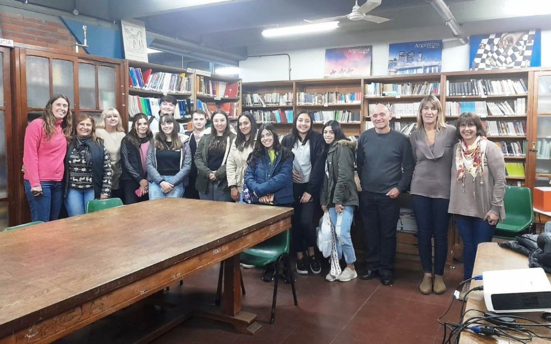 CHARLA SOBRE ARQUEOLOGÍA DE FORTINES PARA ESTUDIANTES DE LA TECNICATURA EN TURISMO DEL ISFD Nº144