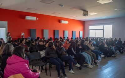 LA OFICINA DE POLÍTICAS DE GÉNERO DEL MUNICIPIO REALIZÓ UNA JORNADA DE REFLEXIÓN EN EL POLO CIENTÍFICO TECNOLÓGICO EN EL MARCO DEL DÍA INTERNACIONAL DEL ORGULLO LGBTIQ+