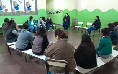 PROYECTO INTERSECTORIAL PARA ARTICULAR LAS DEMANDAS EN TORNO AL CUIDADO DE LAS INFANCIAS: SE REALIZÓ UN ENCUENTRO CON LAS FAMILIAS DEL JARDÍN 913