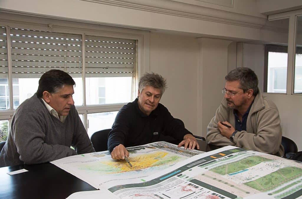 Reunión sobre el Centro Comercial a Cielo Abierto