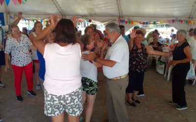 CON BAILE, UNA MUESTRA DE LOS TALLERES Y LA PRESENTACIÓN DE LA VEJENTUD MURGUERA, LA COLONIA DE VERANO DE ADULTOS MAYORES CERRÓ HOY SUS ACTIVIDADES