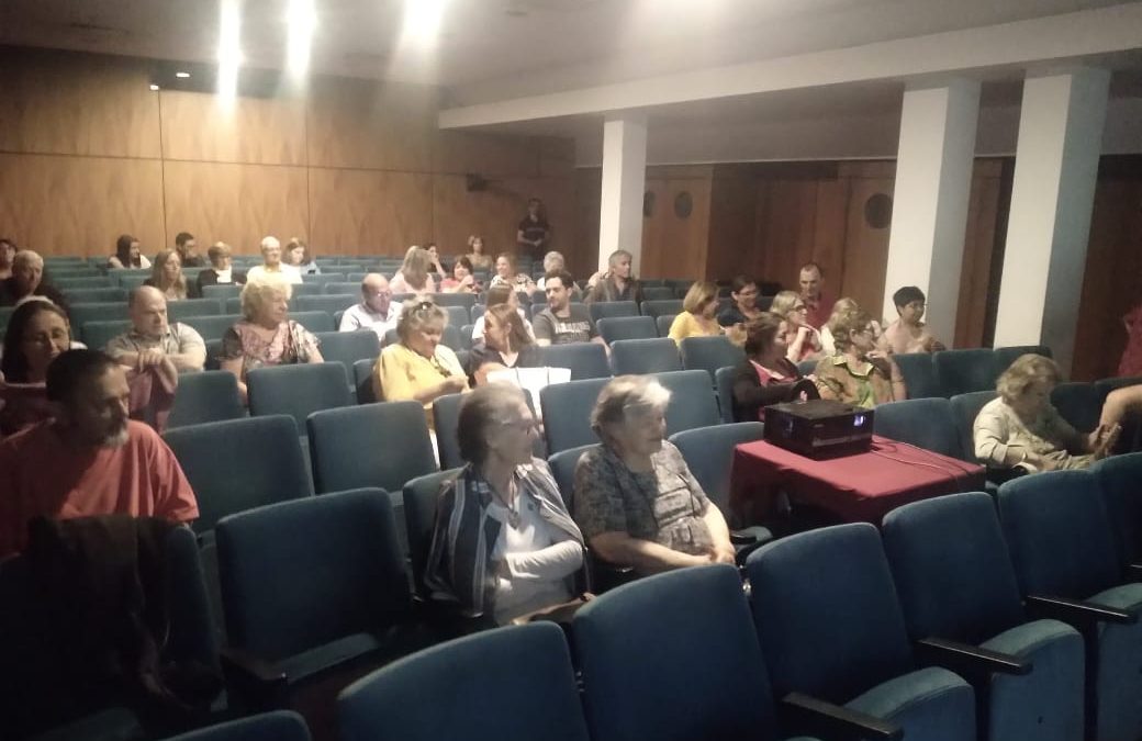 UNA BUENA CONVOCATORIA PARA EL INICIO DEL CICLO DE CINE ITALIANO, CON LA PROYECCIÓN DE LA COMEDIA DRAMÁTICA “LA TIGRE E LA NEVE”