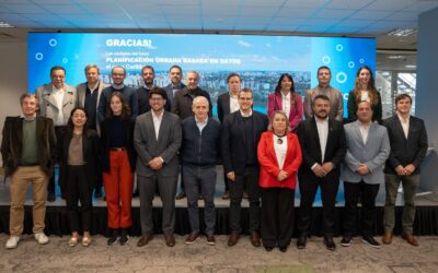 TRENQUE LAUQUEN SELECCIONADO: EL INTENDENTE FRANCISCO RECOULAT PARTICIPÓ DE UNA JORNADA SOBRE CIUDADES INTELIGENTES