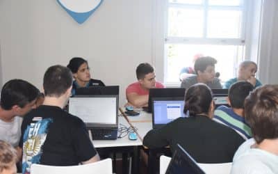 INSCRIBEN PARA CURSOS DE ROBOTICA, SCRATCH, DISEÑO E IMPRESIÓN 3D, ILLUSTRATOR Y FB, INSTAGRAM Y CANVAS