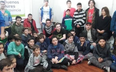 El campeón mundial de robótica ofreció una charla en el Club de Innovación