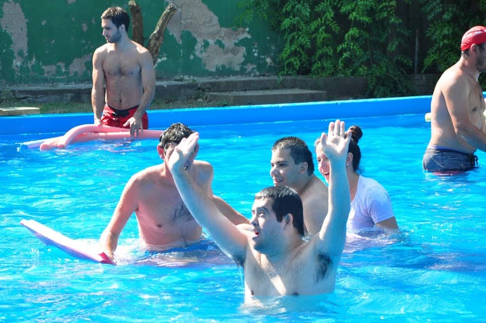 Compite la Escuela Municipal de Natación para personas con discapacidad