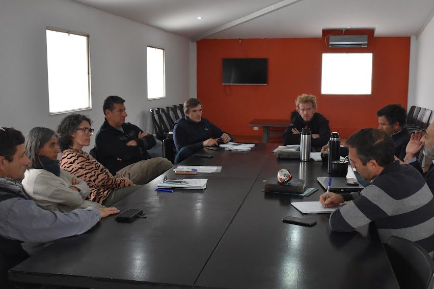 EL COMITÉ DE CUENCA LOCAL ABORDÓ LA EMERGENCIA AGROPECUARIA, EL BAJO SAN RICARDO Y LA SITUACIÓN EN DISTINTOS SECTORES DEL DISTRITO