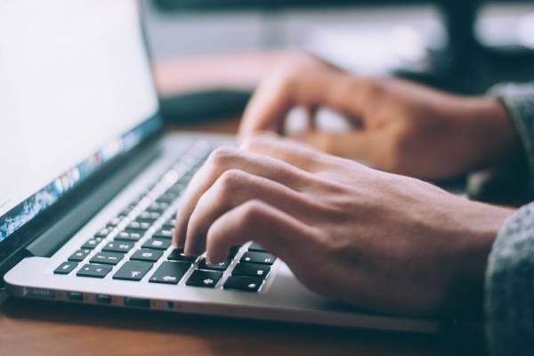 ABREN LA INSCRIPCIÓN PARA UN CURSO INTENSIVO DE COMPUTACIÓN DESTINADO A EMPLEADOS MUNICIPALES QUE SE DICTARÁ EN LA ESCUELA MUNICIPAL