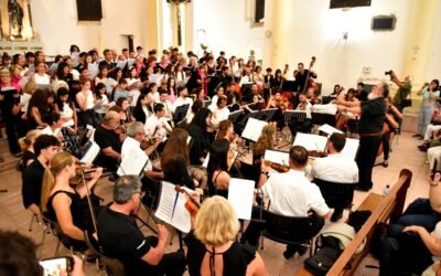 CONCIERTO DE NAVIDAD EN LA PARROQUIA ANTE UN PÚBLICO QUE PUDO DISFRUTAR DE UNA LINDA VELADA Y UN VARIADO REPERTORIO