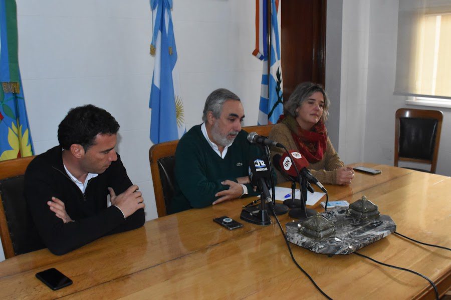 EL INTENDENTE FERNÁNDEZ ANUNCIÓ HOY (JUEVES) UNA INVERSIÓN DE 59,5 MILLONES DE PESOS PARA OBRAS EN EL SECTOR INDUSTRIAL PLANIFICADO