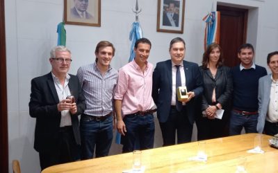 REUNIÓN DE AUTORIDADES MUNICIPALES Y DEL CONSULADO ITALIANO