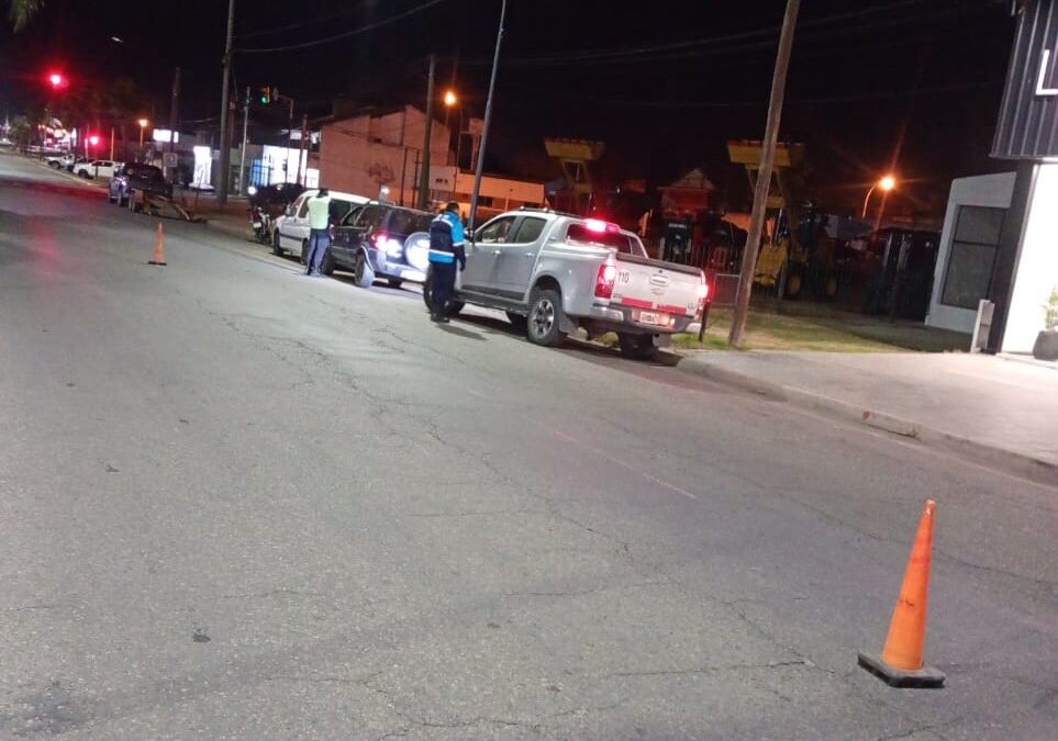 SIGUEN LOS CONTROLES DE TRÁNSITO EN DISTINTOS SECTORES DE LA CIUDAD: OPERATIVOS DEL FIN DE SEMANA