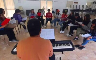 EL CORO JUVENIL MUNICIPAL INVITA A CHICOS/AS DE 13 AÑOS EN ADELANTE A SUMARSE A LA AGRUPACIÓN