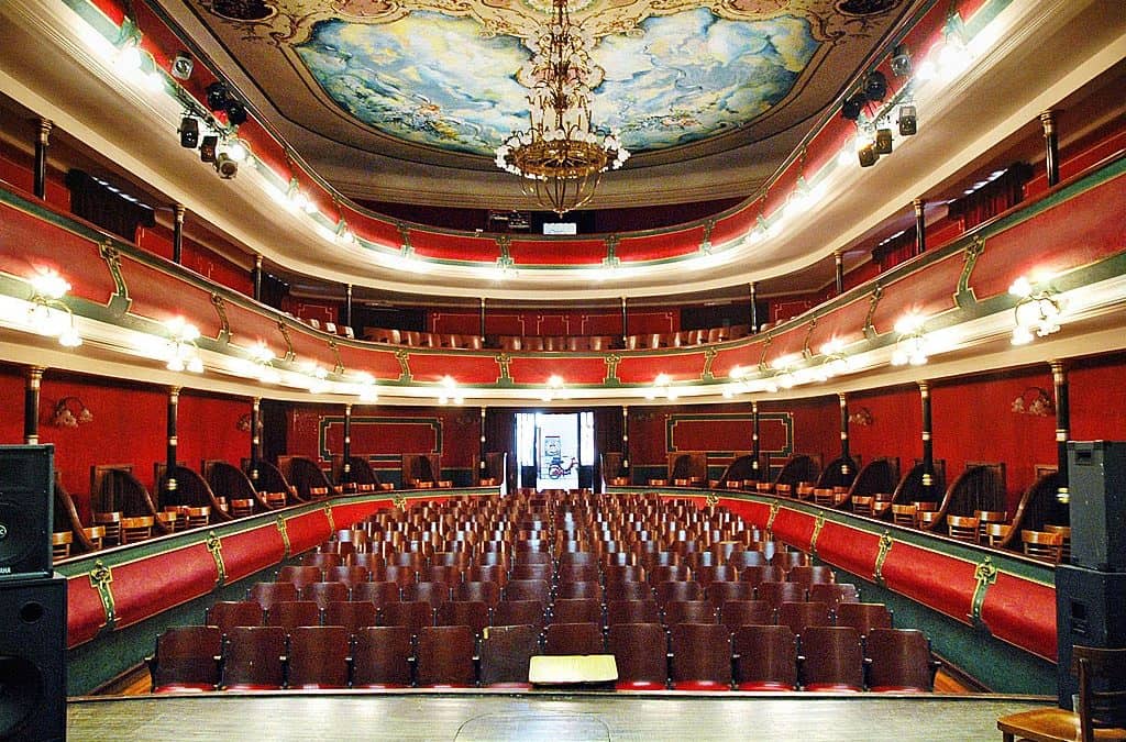CONVENIO AMPLIATORIO PARA REALIZAR REFACCIONES Y MEJORAS QUE PERMITAN REABRIR EL TEATRO ESPAÑOL