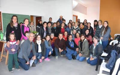 COSECHA Y CONSERVACIÓN DE ALIMENTOS, EL TEMA DE MAÑANA EN EL CURSO DE HUERTA FAMILIAR EN EL CIC BARRIO ESPERANZA
