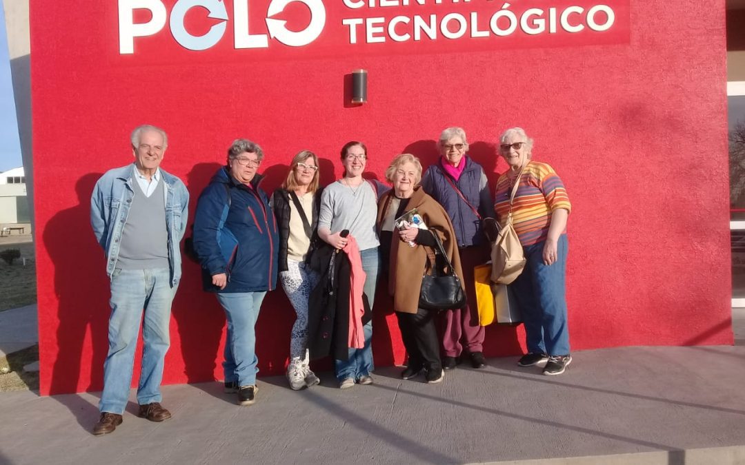 SE REALIZÓ EL TALLER SOBRE “MANEJO DEL CELULAR PARA ADULTOS MAYORES” EN EL POLO CIENTÍFICO TECNOLÓGICO