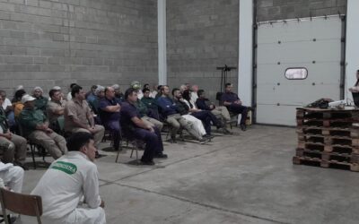 EL ÁREA DE BROMATOLOGÍA MUNICIPAL DIO UN CURSO DE MANIPULACIÓN SEGURA DE ALIMENTOS A 90 TRABAJADORES DE LA PLANTA LÁCTEA LA SERENÍSIMA