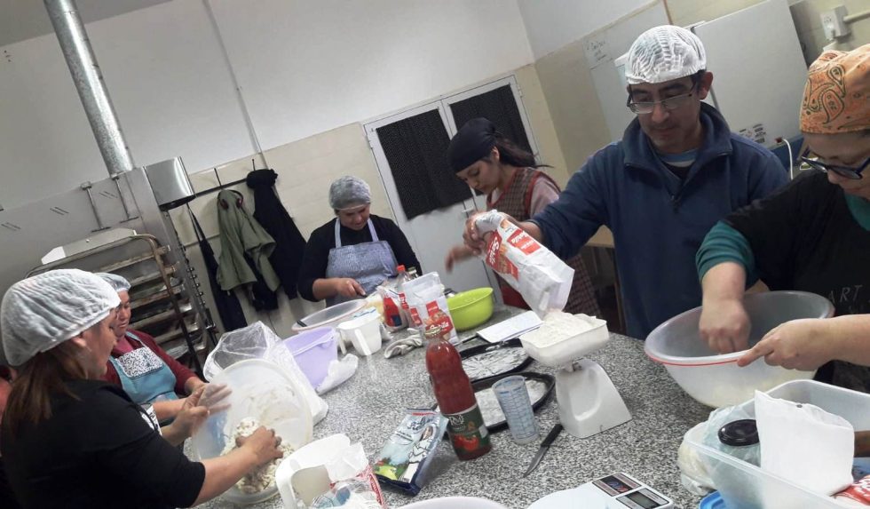 LA ESCUELA MUNICIPAL ABRIÓ LA INSCRIPCIÓN PARA DOS CURSOS INTENSIVOS, UNO DE PANIFICADOS Y OTRO DE ELABORACIÓN DE PASTAS CASERAS