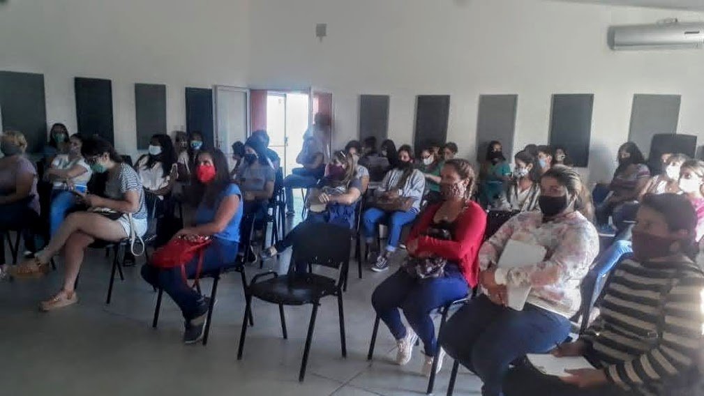 CASI 50 PERSONAS PARTICIPAN DE LA SEGUNDA CAPACITACIÓN PARA VACUNADORES EVENTUALES DE COVID-19 DE CARA A LA CAMPAÑA QUE SE HARÁ EN LAS ESCUELAS