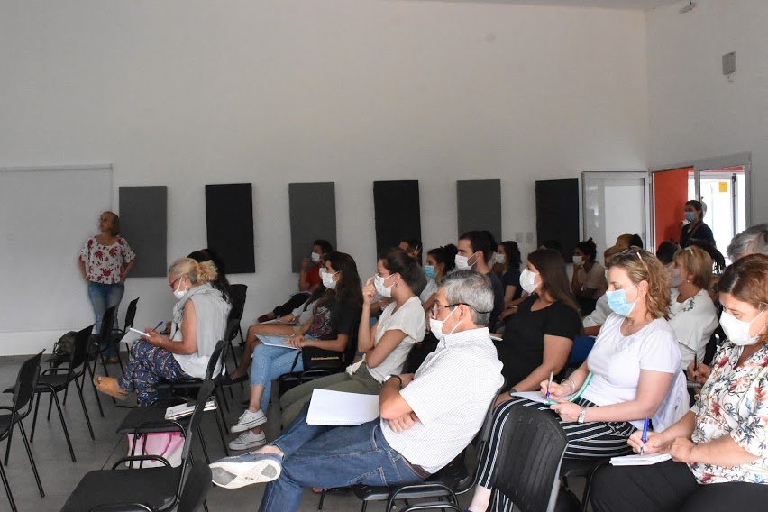 MAÑANA (VIERNES) SE HARÁ EL SEGUNDO CURSO DE VACUNADORES EVENTUALES DE COVID-19 DESTINADO A ESTUDIANTES Y PROFESIONALES DE LA SALUD