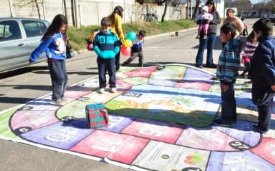 Circo, música, murga y juegos en el Tito Álvarez
