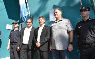 QUEDÓ EN FUNCIONES LA NUEVA SEDE DE LA DDI CONSTRUIDA CON FONDOS PROVINCIALES Y MUNICIPALES, Y SE ENTREGARON 4 MÓVILES POLICIALES PARA EL DISTRITO