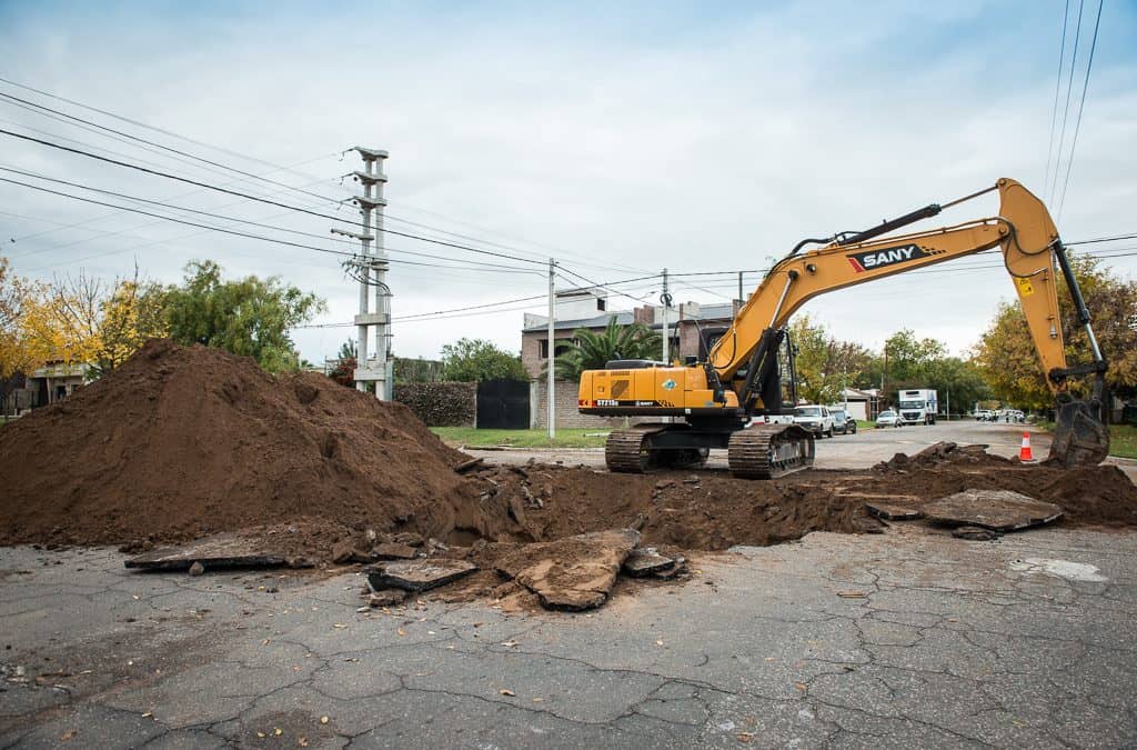 El Municipio repara un desagüe pluvial en Carmen Granada y Presidente Yrigoyen
