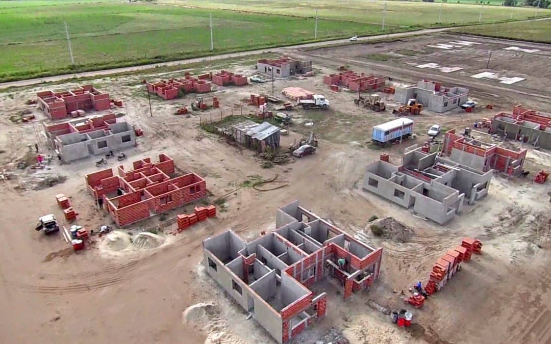 El Municipio trabaja en la red de agua de doble circuito en la Ampliación Urbana