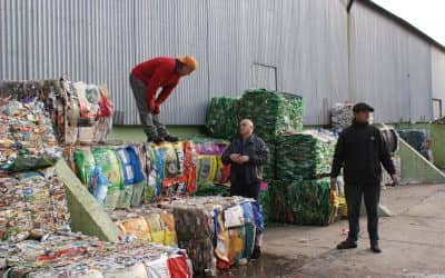 Venta de material reciclable en 30 de Agosto