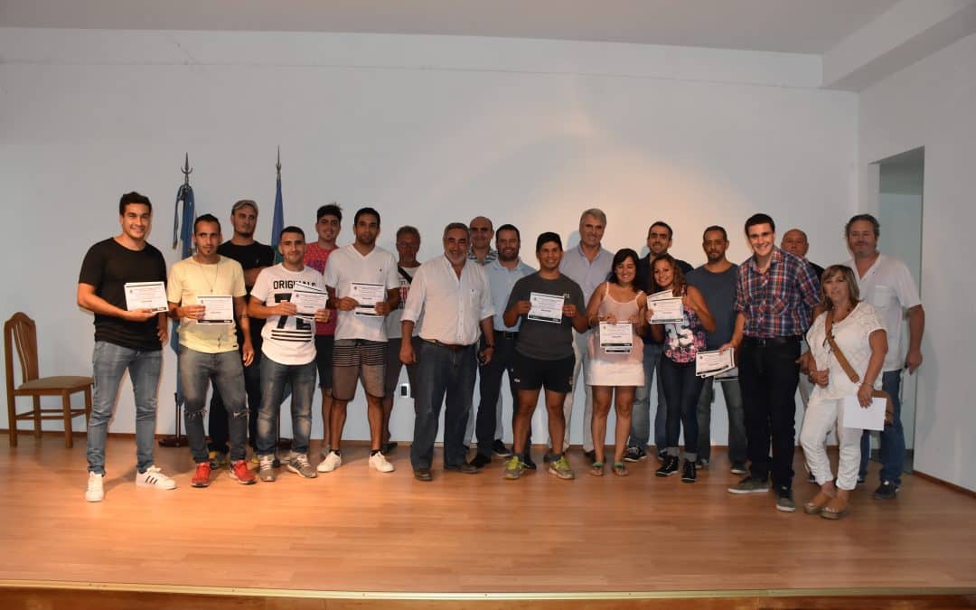 Entregaron ayer los certificados de la capacitación de Boxeo