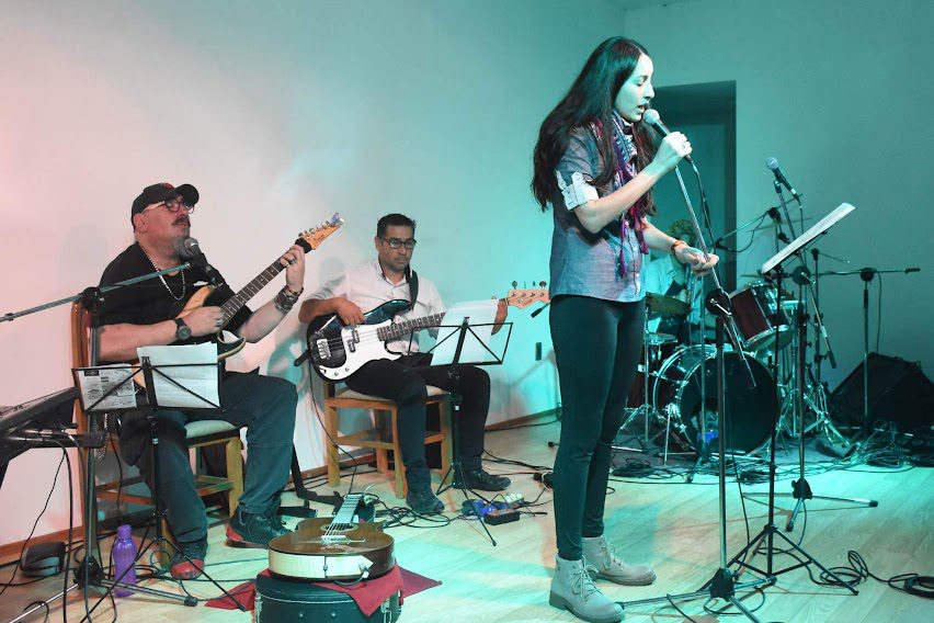 DA CAPO Y SU ESPECTÁCULO “DESDE LA RAÍZ”, EL PRÓXIMO VIERNES (28) EN EL HALL DE LA MUNICIPALIDAD CON ENTRADA LIBRE Y GRATUITA