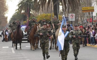 GRAN DESFILE PATRIO POR EL CENTRO DE LA CIUDAD PARA CELEBRAR EL 206° ANIVERSARIO DE LA DECLARACIÓN DE LA INDEPENDENCIA