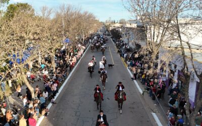 TRADICIÓN Y FOLCLORE: 30 DE AGOSTO CERRÓ EL ACTO CENTRAL POR EL 116º ANIVERSARIO CON UN DESFILE CRIOLLO QUE CONVOCÓ A LA COMUNIDAD