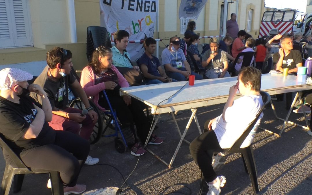 DÍA DE LAS PERSONAS CON DISCAPACIDAD: HUBO BAILE, SHOWS, MUESTRA DE TRABAJOS Y PARTICIPÓ LA RADIO ABIERTA “YO TENGO MI PALABRA”