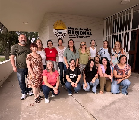 PRIMERAS EGRESADAS DE LA DIPLOMATURA EN FUNDAMENTOS DE MUSEOLOGÍA, CURADURÍA Y GESTIÓN DE BIENES CULTURALES