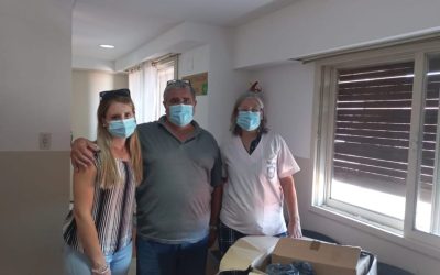 EL HOSPITAL ORELLANA RECIBIÓ INSUMOS QUE FUERON DONADOS POR UNA FAMILIA DE TRENQUE LAUQUEN A TRAVÉS DE LAS DAMAS ROSADAS