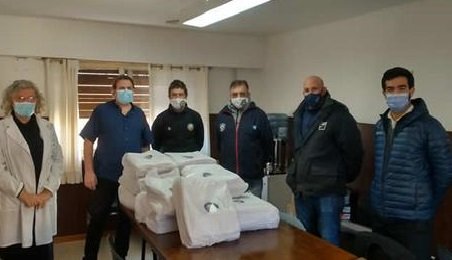 EL HOSPITAL MUNICIPAL ORELLANA RECIBIÓ UNA DONACIÓN DE 48 JUEGOS DE SÁBANAS DEL SINDICATO DE LUZ Y FUERZA